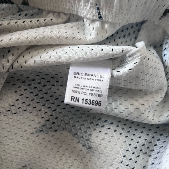 Eric Emanuel x BAPE EE Basic Short Men - Picture 4 of 5